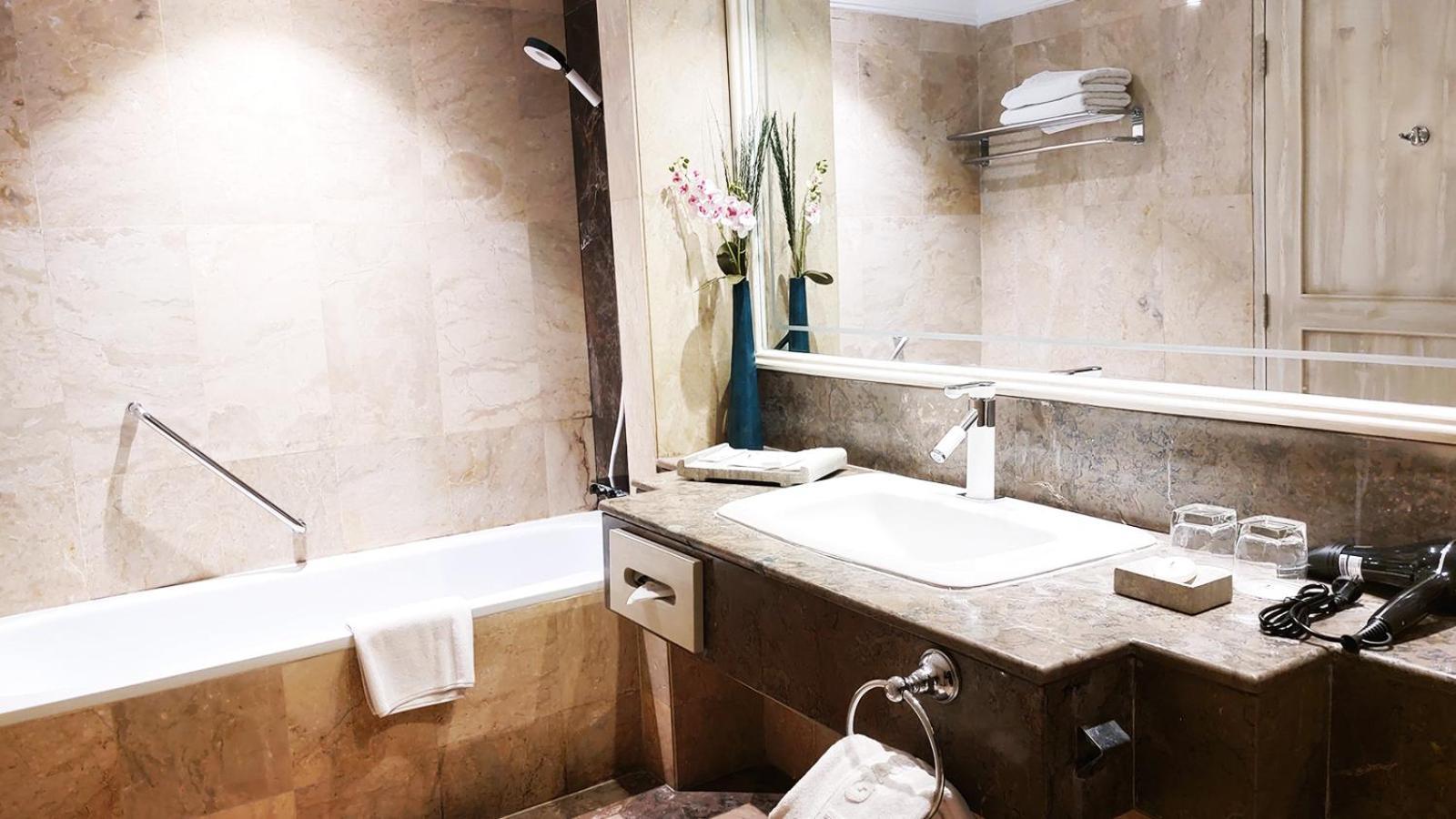 Jatinangor National Golf & Resort Екстериор снимка