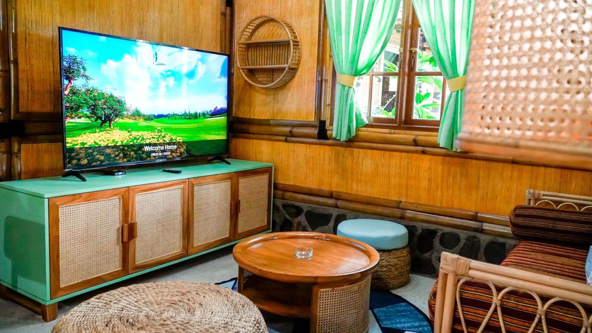 Jatinangor National Golf & Resort Екстериор снимка
