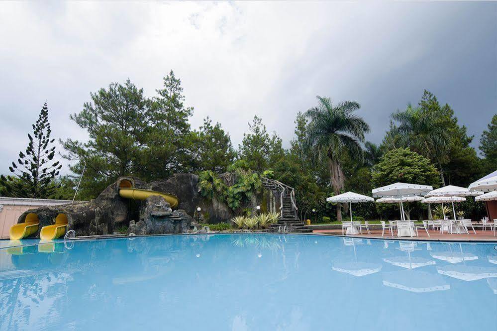 Jatinangor National Golf & Resort Екстериор снимка
